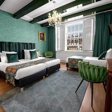 Boutique Des Arts Hotel