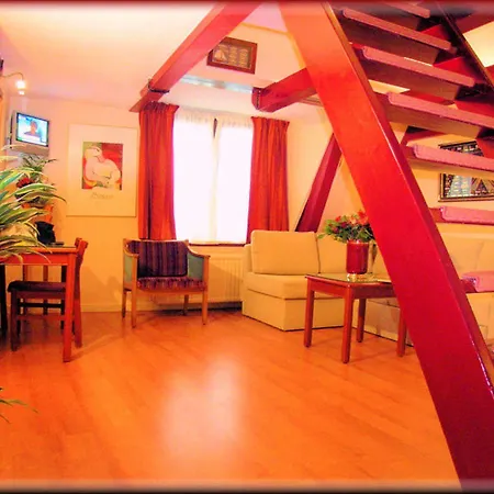 Boutique Des Arts Otel 3*