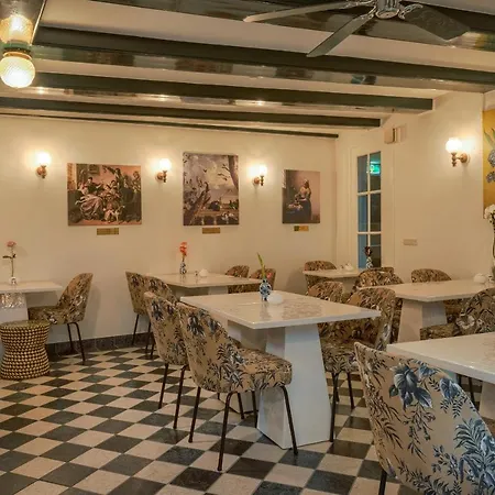 Boutique Des Arts Hotel